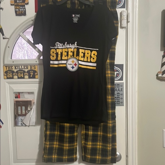 NFL Pittsburgh Steelers Black and Yellow Pajama Set - Picture 1 of 9
